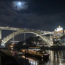 Bridge Ponte Dom Luís I with the monastery Mosteiro Da Serra Do Pilar at night